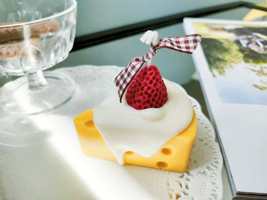 Cheese meets Strawberry