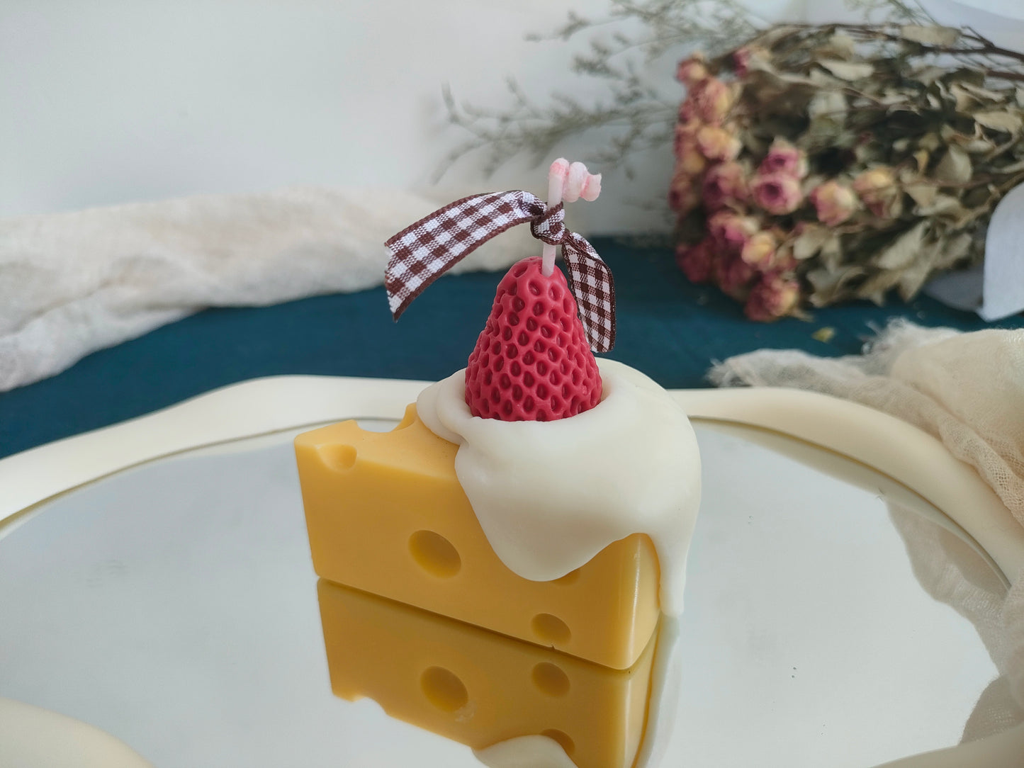 Cheese meets Strawberry