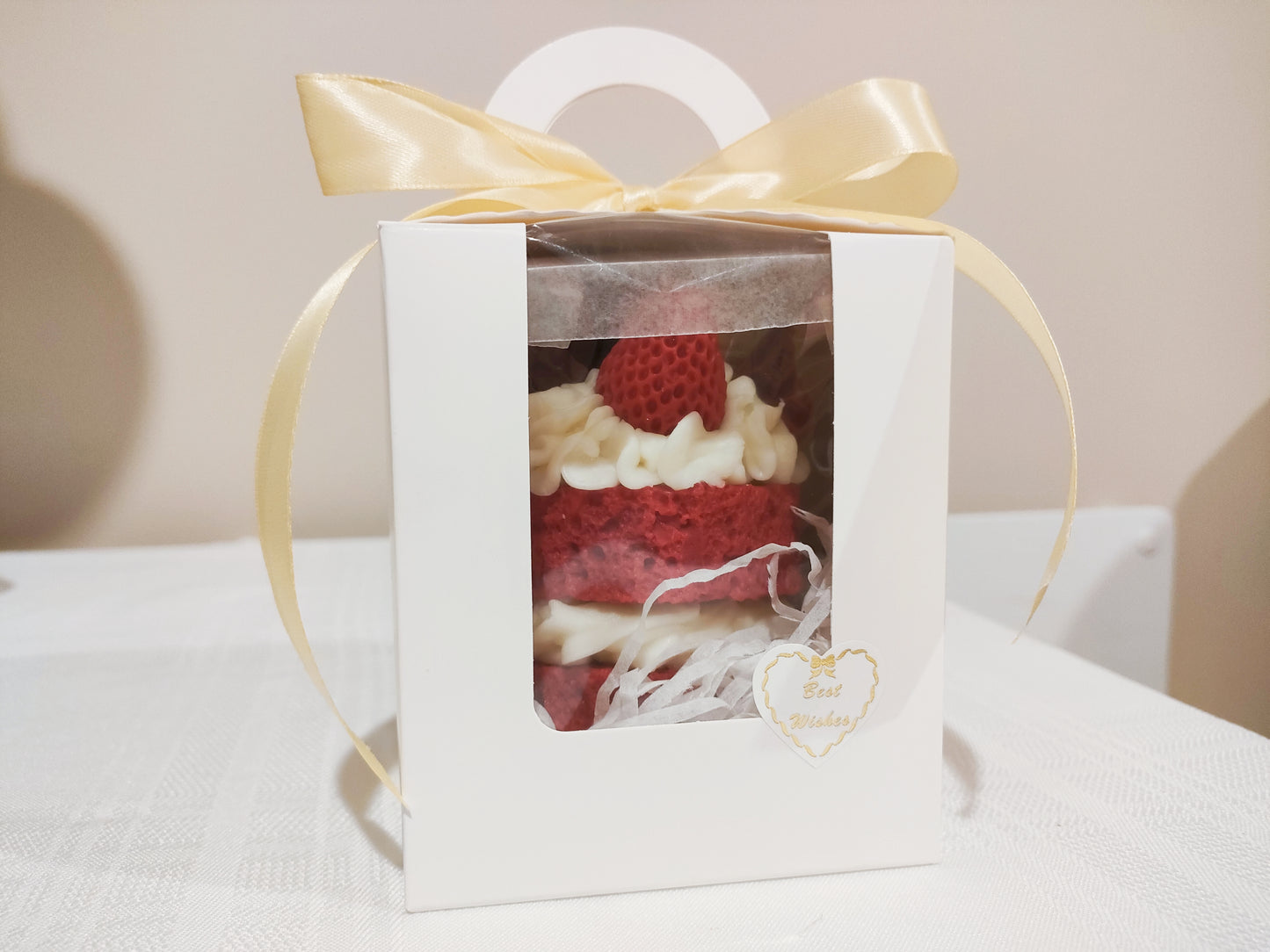 Two Layers Red Sponge Cake Scented Candle