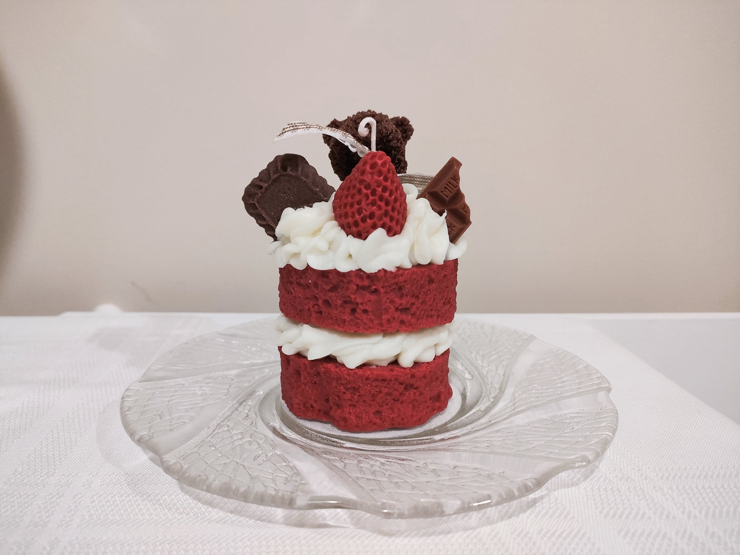 Two Layers Red Sponge Cake Scented Candle