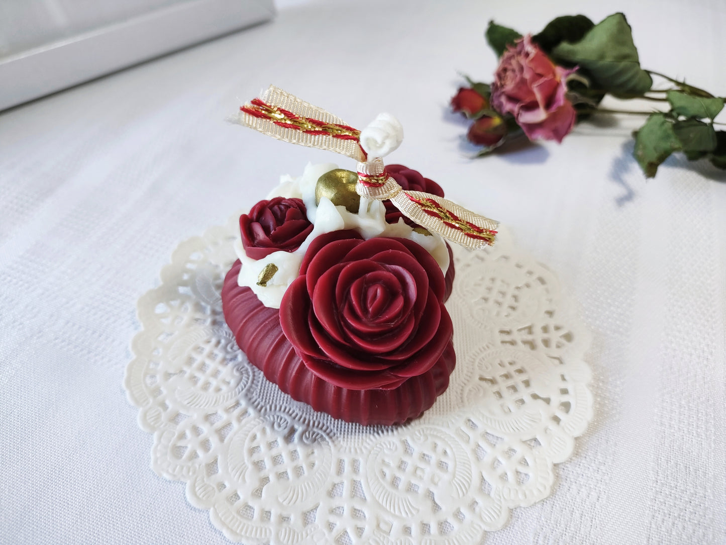 Rose Heart Scented Candle