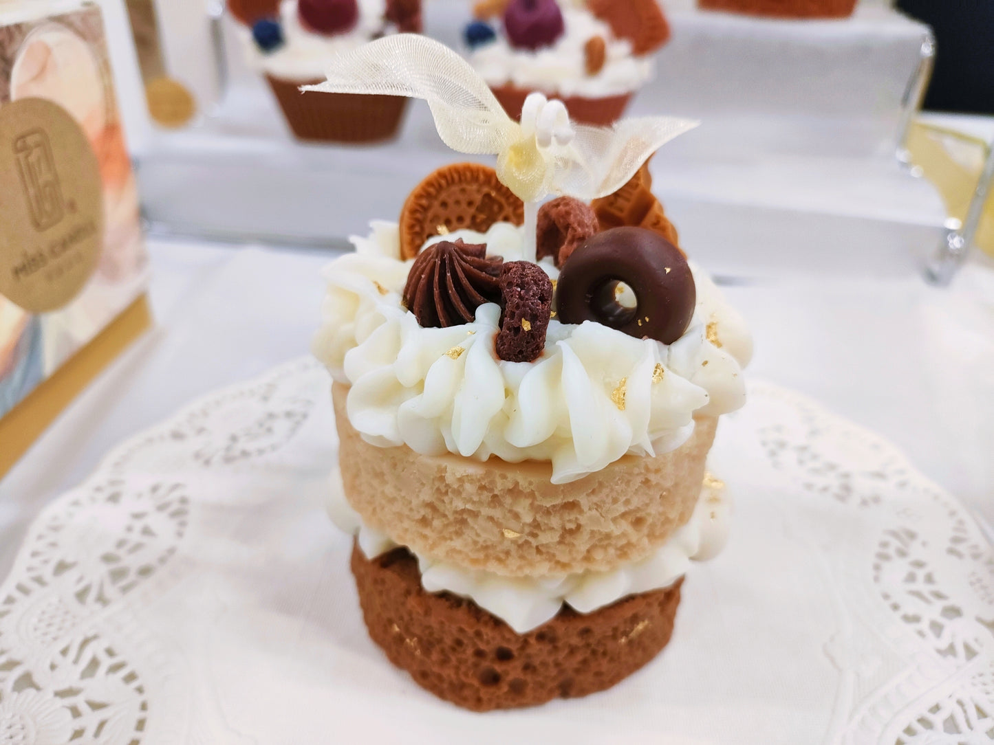 Two Layers Goldleaf Cake Scented Candle