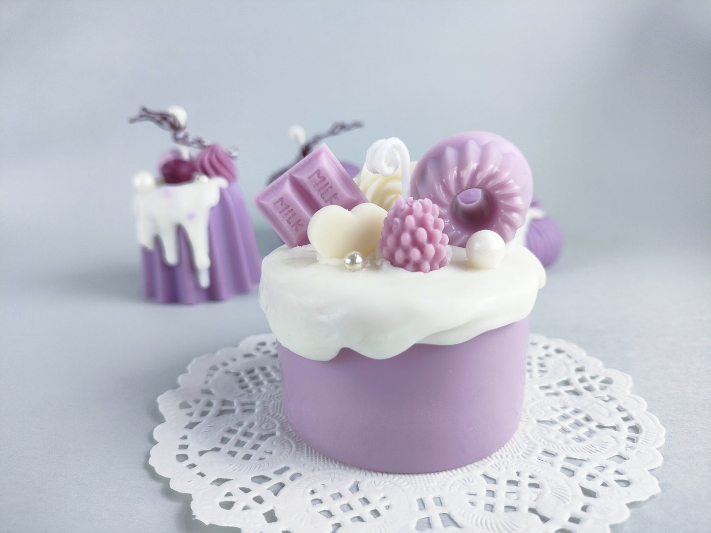 Glaze Cake Scented Candle (Purple)