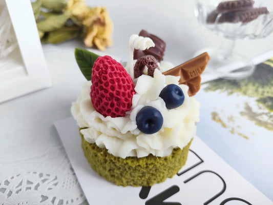 One Layer Matcha Sponge Cake Scented Candle
