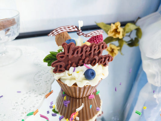 Adorable Muffin Cake Scented Candle(Happy Birthday)