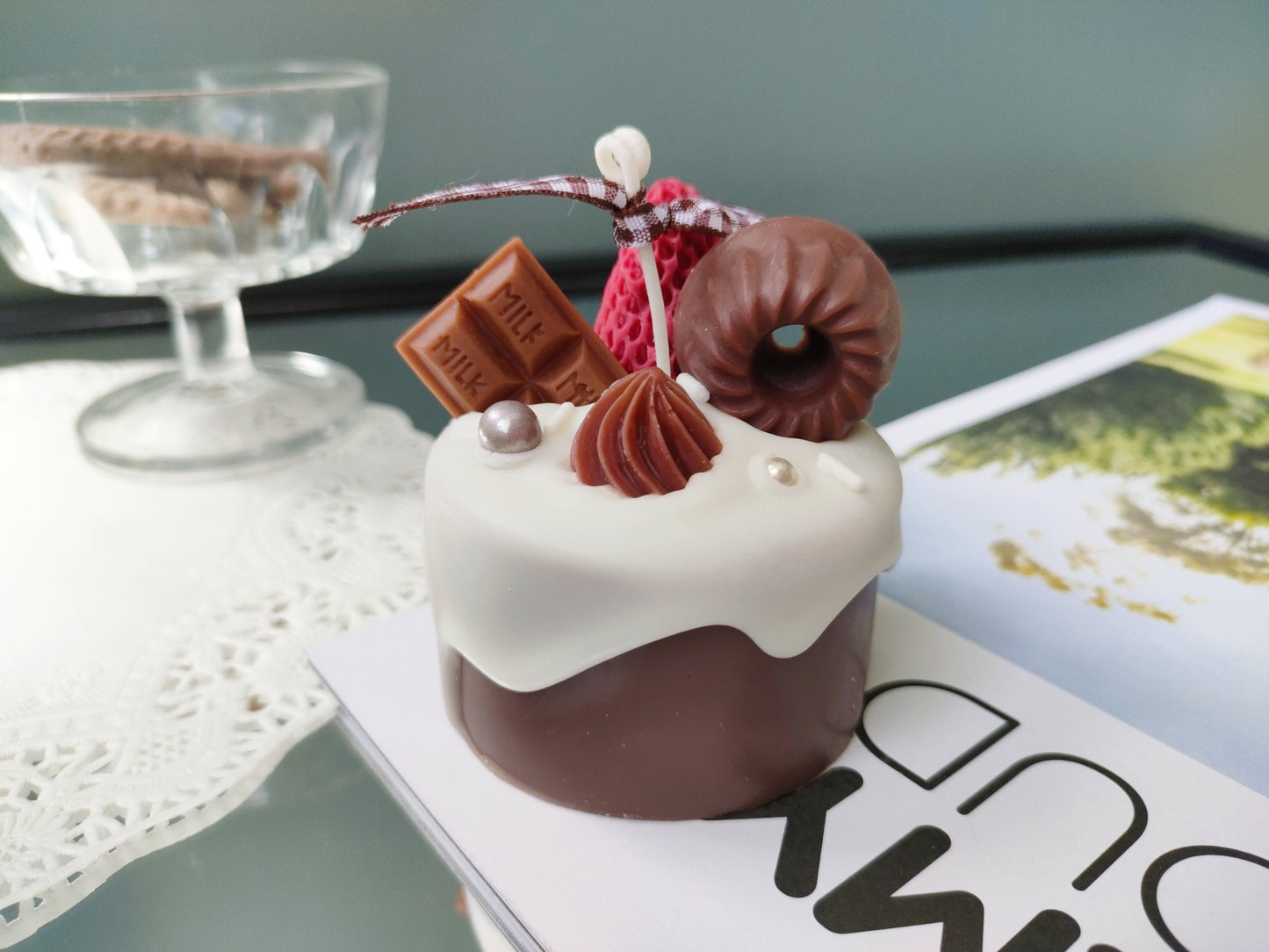 Glaze Cake Scented Candle ( Brown)