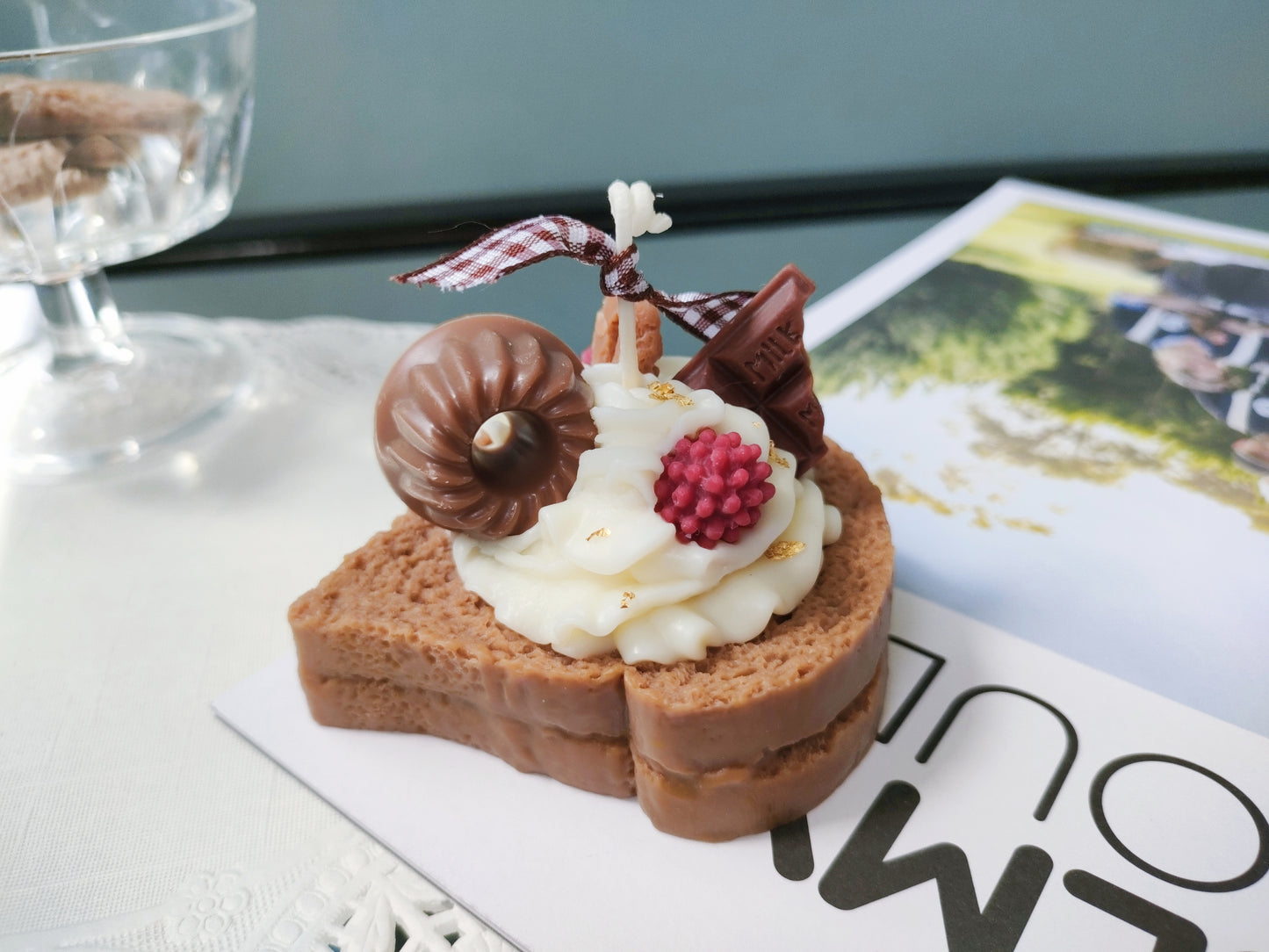 Bread Scented Candle