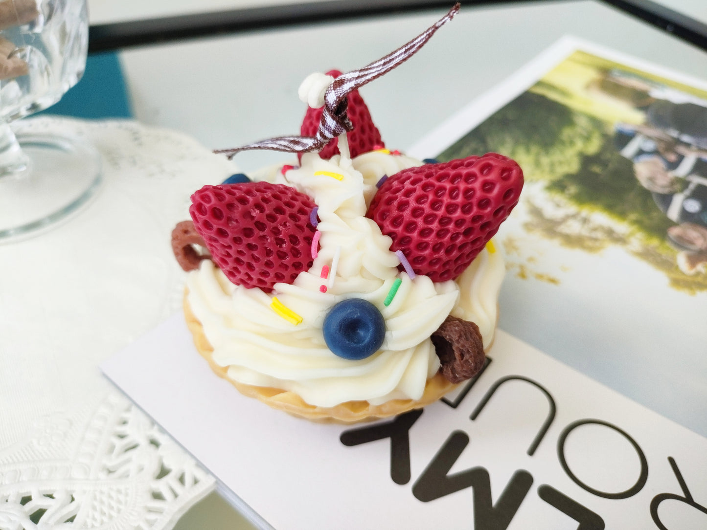 Tart Strawberry / Cherry Scented Candle