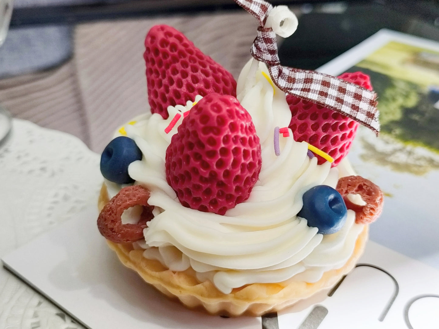 Tart Strawberry / Cherry Scented Candle