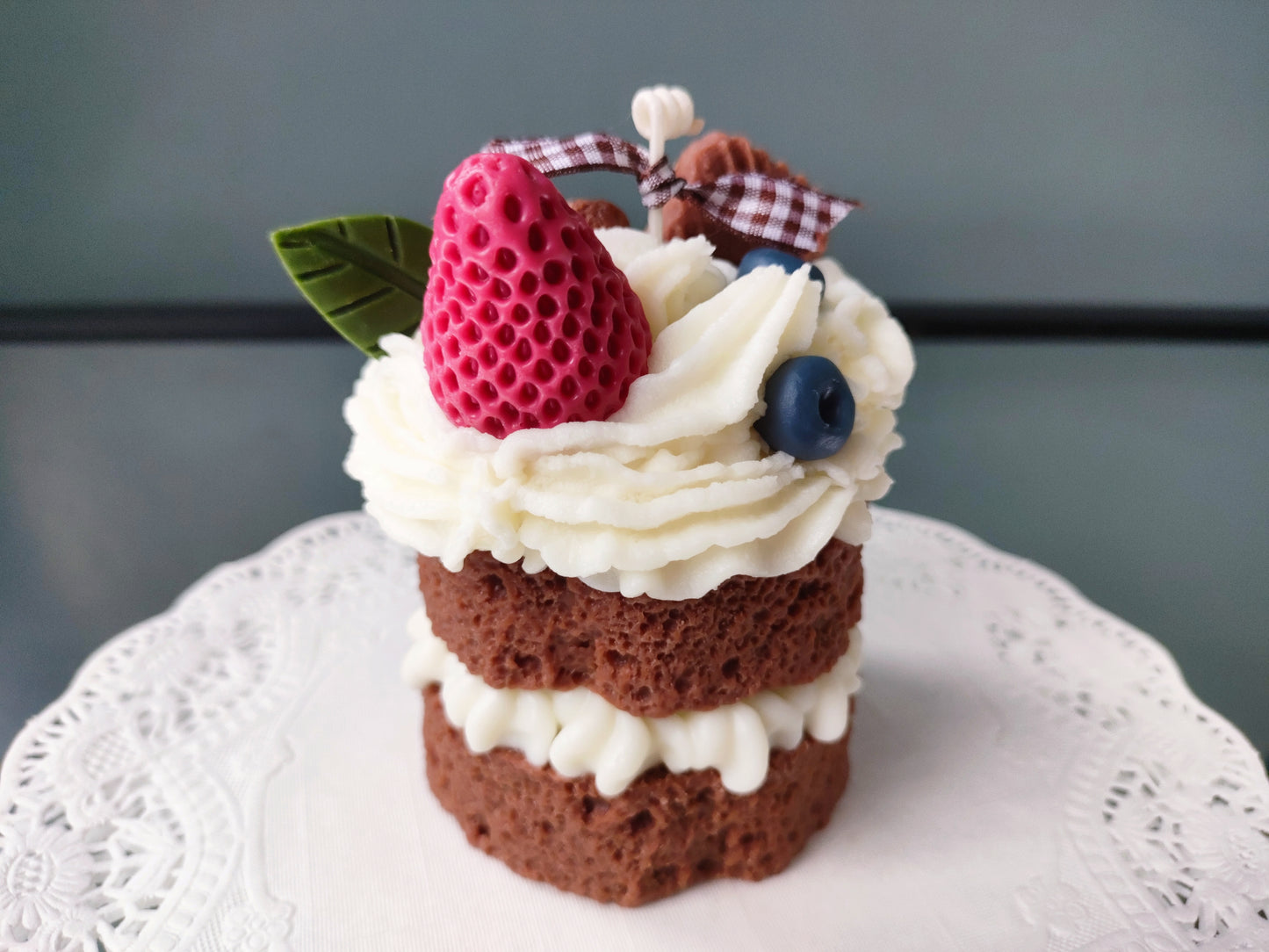 Two Layers Chocolate Sponge Cake Scented Candle