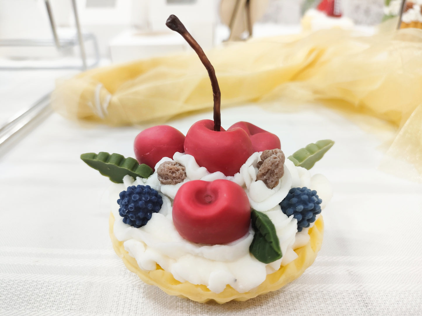 Tart Strawberry / Cherry Scented Candle